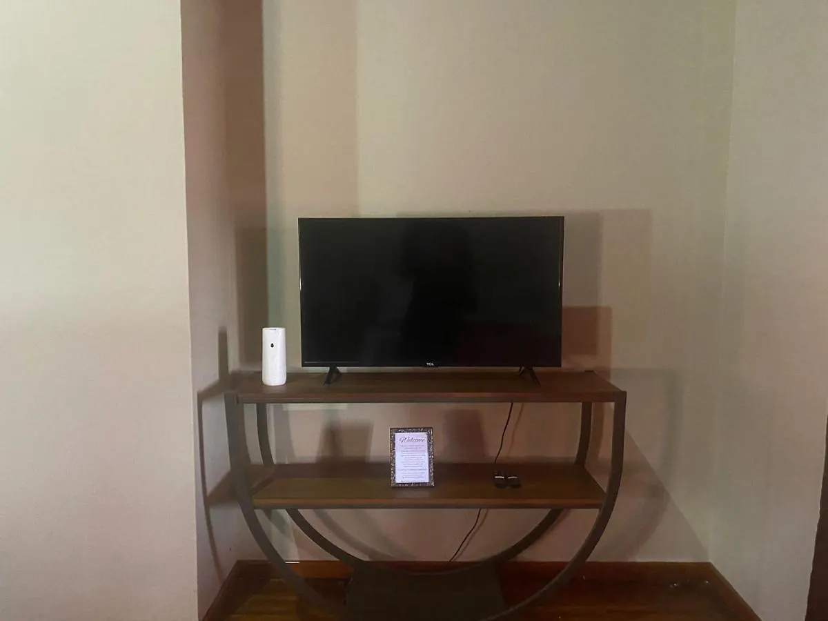 Lachemar Guest House Ocho Rios