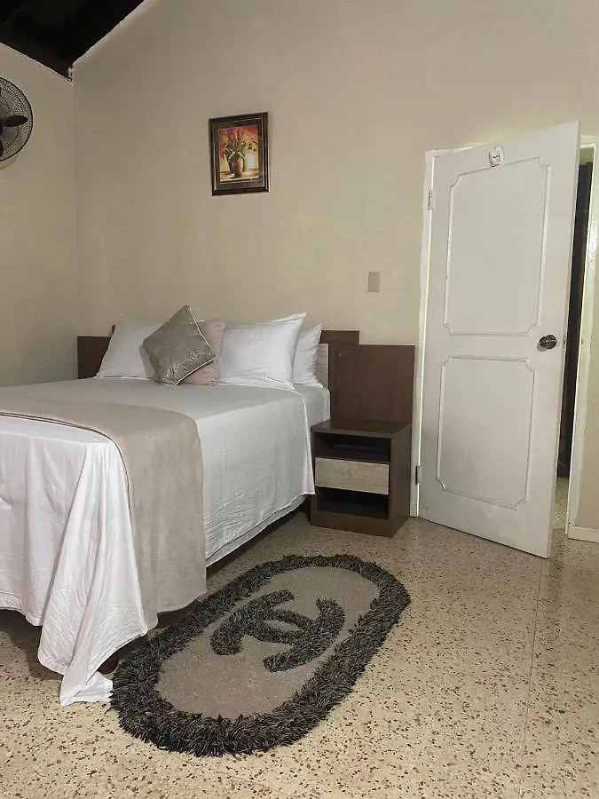 Lachemar Guest House Ocho Rios 0*,  Jamaica