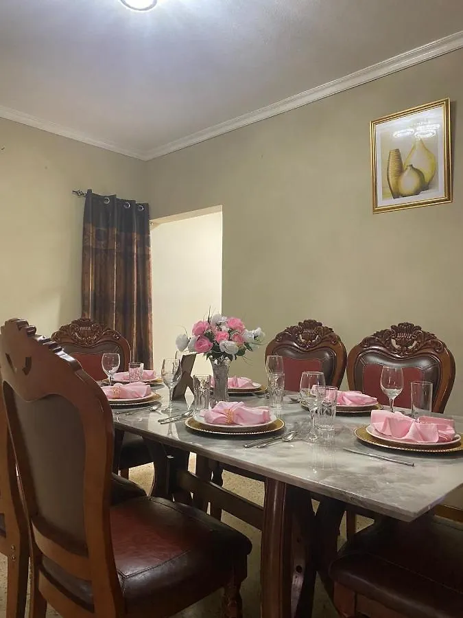 Lachemar Guest House Ocho Rios